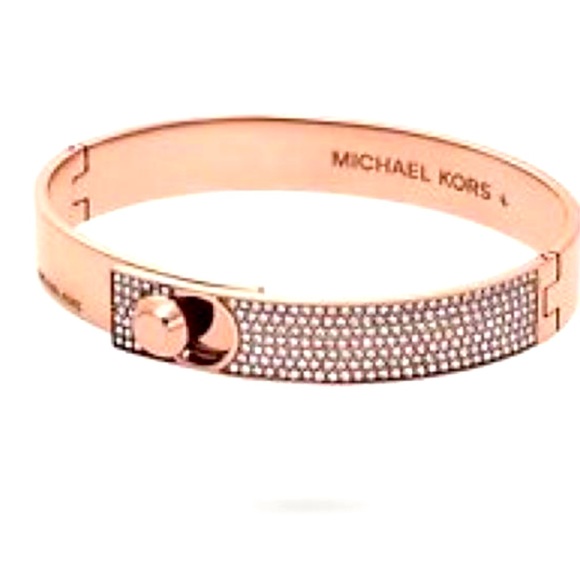 Brand new MICHAEL Kors rose gold bangle bracelet - Picture 1 of 10